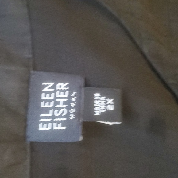 Eileen Fisher WOMAN Black Round Neck Frog Closure Cardigan. - Picture 6 of 12